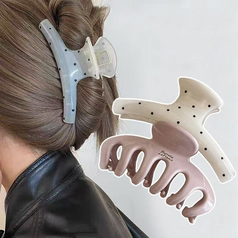 韓国製大型アクリルドラゴンボーンシャークヘアクリップ、フレン - Women'S Korean Accessories のレビューと価格