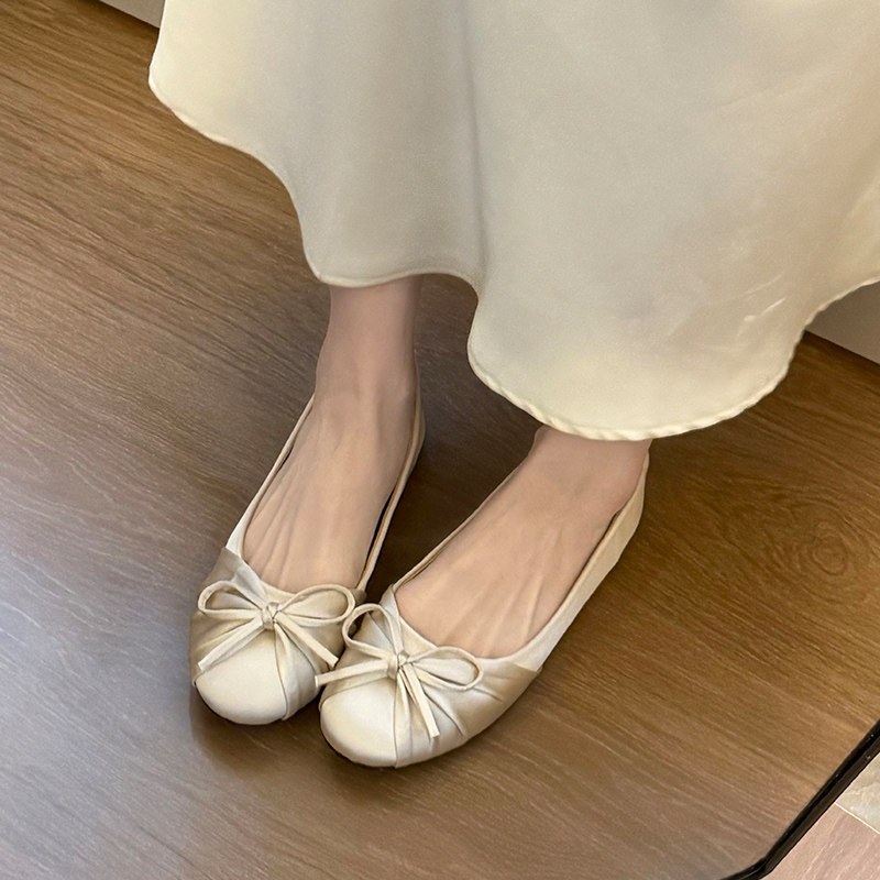 2026年新作 蝶結び サテン シャロー シングルシューズ  - Women'S Shoes And Accessories のレビューと価格